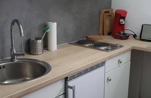 Steinbach Apartment | Exclusive Wohnung mit Sauna, Eigener Bar und Terasse