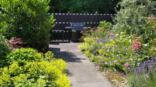 Bant House | Exclusives 110m2 Ferienhaus Inge mit Garten