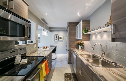 Jasper Place Condo | Executive 2BDR 1Bath In-Suite Laundry