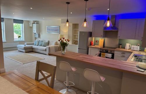Salisbury Apartment | Executive Barchester House Apartment