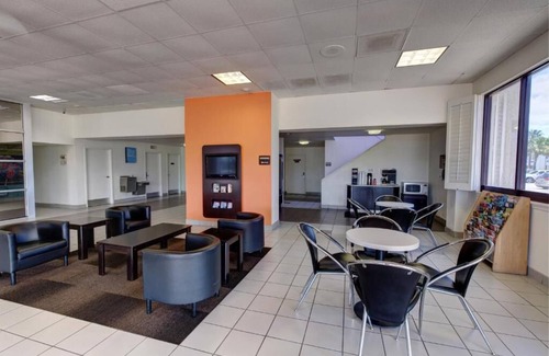 Southeast Houston Hotel | Executive Inn & Suites