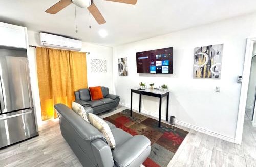 Mount Helix House | Exotic home Campo Road