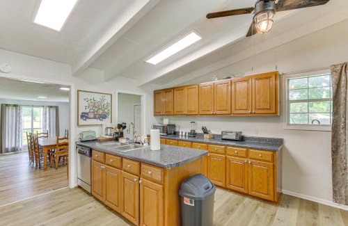 Florence House | Expansive Florence Home about 6 Mi to Downtown!