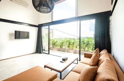 Munggu Hotel | Expansive Loft 200m From Canggu Beach Haven