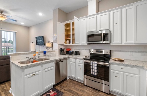 Humble House | Experience a First Class Stay - 2 BDRM