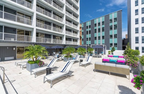 Milan Apartment | Experience City Views & Rooftop Pool – Steps from French Quarter & Bourbon St