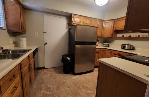 Huntington Condo | Experience Huntington near Marshall University 11 min walk