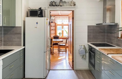 Haram House | Experience island idyll and the mountain Goaldet on Lepsøya