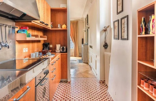 Saint-Germain-des-Pres Apartment | EXPERIENCE PARISIAN LIVING AT ITS MOST REFINED LOCATION - SAINT GERMAIN