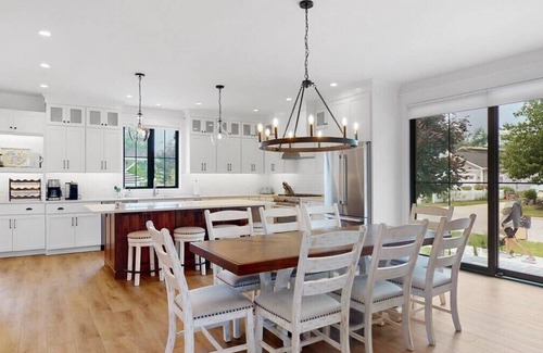 South Haven House | ExpERIEnce South Haven | Beach Farmhouse Steps to South Beach and Lake Michigan