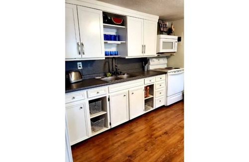 Buffalo Gap House | EXPERIENCE the GAP. in all of its shaded glory