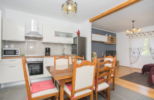 Drnis House | Experience VILLAGE LIFE - Jokini dvori with pool, fully fenced