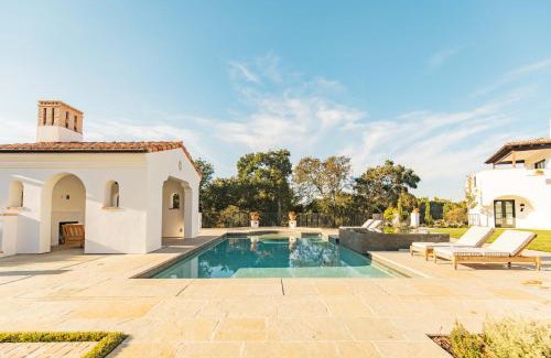 Woodside House | Exquisite Estately Villa