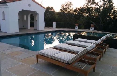 Woodside House | Exquisite Estately Villa