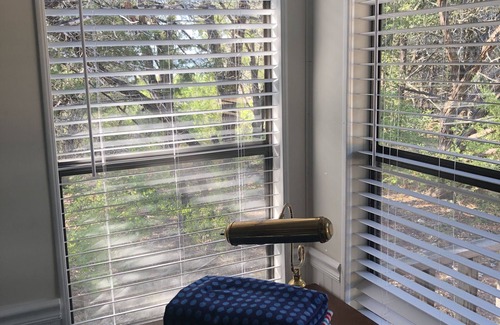 Leon Junction Cabin | Exquisite lakeside views in a tranquill, quiet setting!