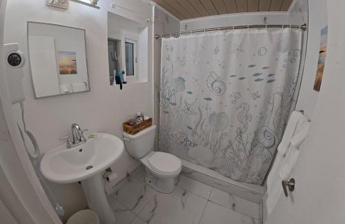 Tar Bay Hotel | Exuma Palms