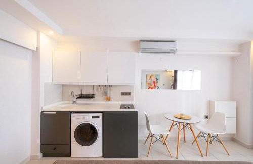 Marmaris City Center Apartment | Ezgi's Apartment With Terrace in Marmaris