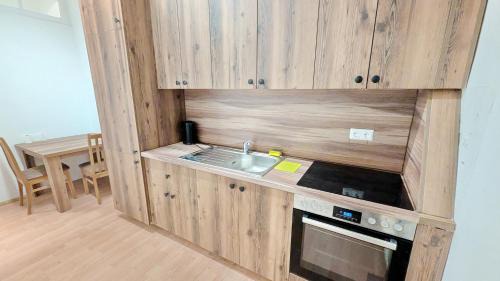 Erdberg Apartment | EZz10