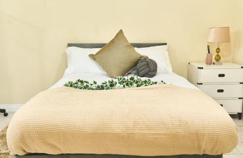 Congerstone House | F&Fs