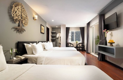 Chamkar Mon Hotel | F L G Hotel