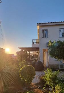 Ayia Marina Chrysochous House | Fab Sea and Mountain View Villa, walking distance from the Sandy Beach