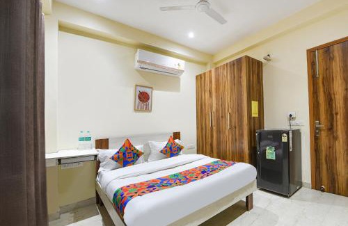 Sector 14 Hotel | FabHotel Sunshine