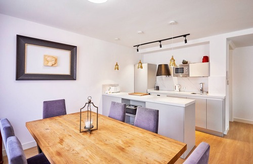 Centro Apartment | Fabulous Apartment next to Plaza Mayor