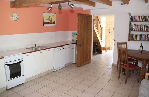 Migron House | Fabulous gite with pool, orchard and in village with bar, baker & shops