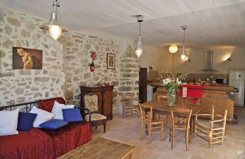 Sainte-Jalle House | Facing the valley, in Ste Jalle, gîte equipped for 4