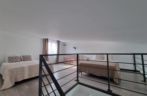 Charvieu-Chavagneux Apartment | Factory's room