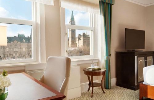 Byward Market - Parliament Hill Hotel | Fairmont Chateau Laurier