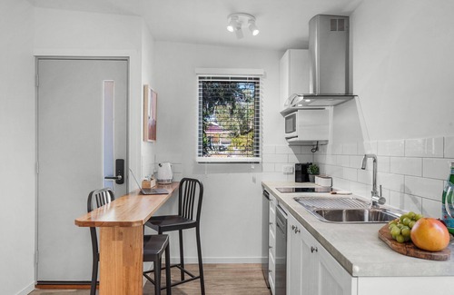 Connolly Cottage | Fairway Cottage Connolly 5 mins to golf course