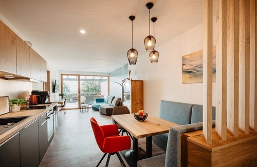 Rabenstein Apartment | Falkenstein Suite with whirlpool and sauna for 2 people