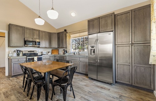 Flagstaff House | Fall in Flagstaff | Enjoy our Local Discounts