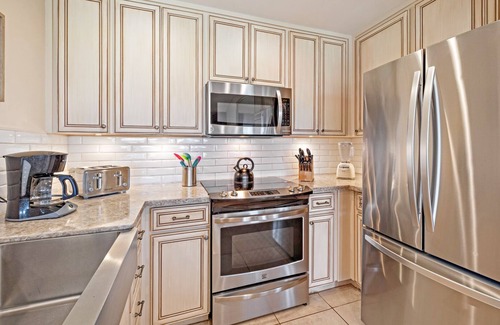 Kapalua Condo | Fall Special- 310 per night.Luxurious- 2B/2B. 24hr gap between rentals.