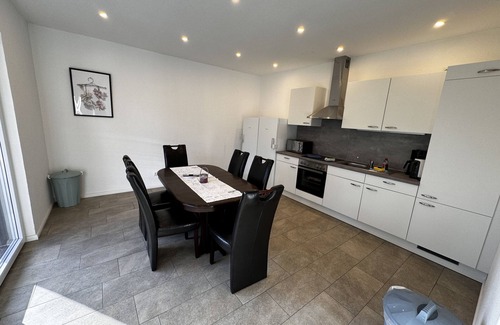 Sudbrookmerland House | Familientraum mit 9 Zimmern Großem Garten und Waldblick im Herzen Ostfrieslands