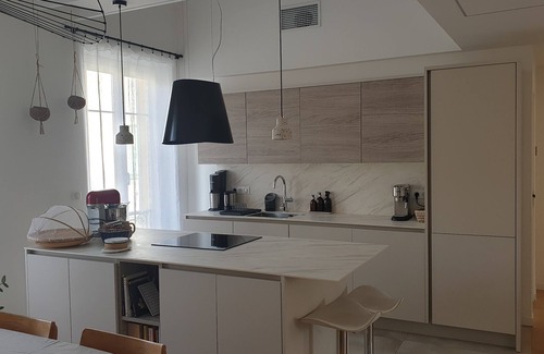 Carabacel Apartment | Family apartment sleeps 6, 13 minutes' walk from the beach