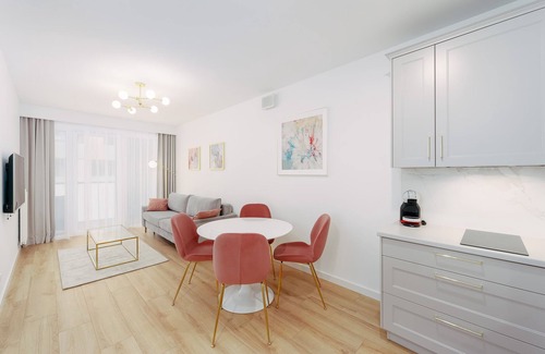 West Pomeranian Voivodeship Apartment | Family apartment with swimming pool, saunas, 5 minutes from the beach
