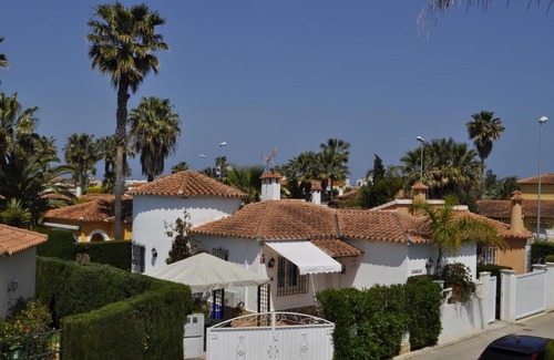 Molinell House | Family Beach Villa Rubens