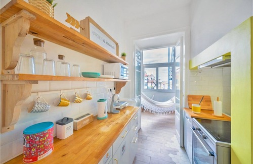 Penha de Franca Apartment | Family Dream | A/C | Balcony & View | Lofts | Desk