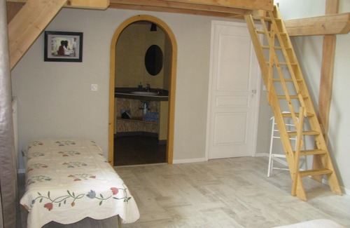 Saint-Andre-en-Vivarais House | Family room La Tribu