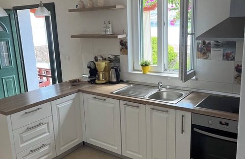 Zubovici Villa | Family friendly 2-bedroom villa with private heated pool near sea