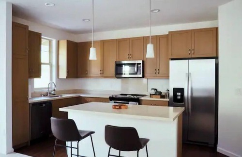 Makaha Valley House | Family Friendly 3BR w/Mt views, Close to Beach