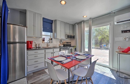 New Braunfels Apartment | Family Friendly Hill Country Home: 13 Mi to Lake!