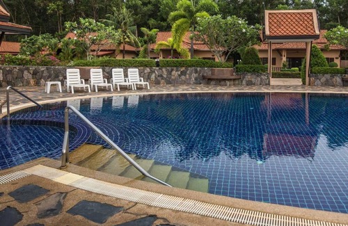 Kram House | Family-friendly house, a few steps from the pool and close to the ocean.