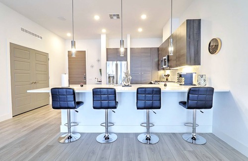 North Scottsdale Condo | Family-Friendly| Pool, Rooftop & Near to Old Town