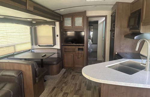 McMillan House | Family Friendly RV in the heart of the U.P. with Milky Way View
