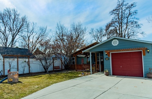 Depot Bench House | Family Home - close to BSU, Downtown, and Airport