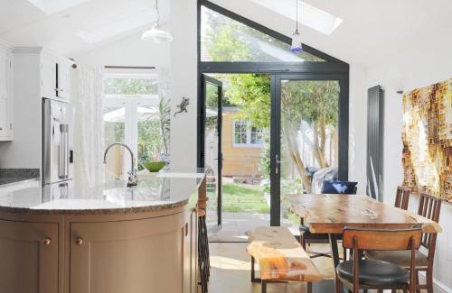 Whitton House | Family Home - Whitton Green Oasis Pass The Keys