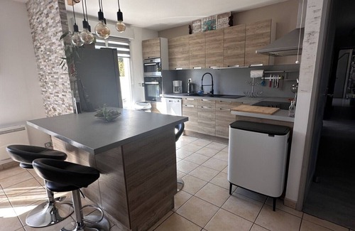 Crouay House | Family home with heated pool, near the D-Day landing beaches